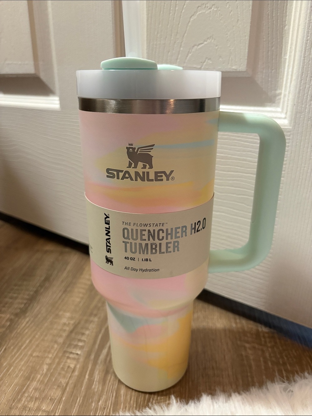 New Stanley FlowState Quencher H20 Tumbler - Picture 5 of 12